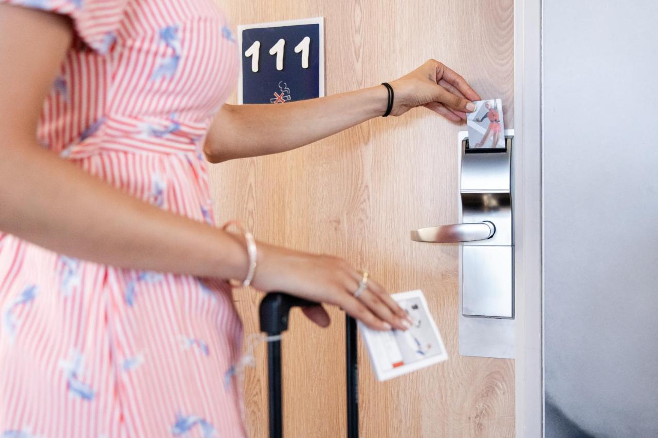 Ibis Budget Perpignan Nord Rivesaltes Exterior foto